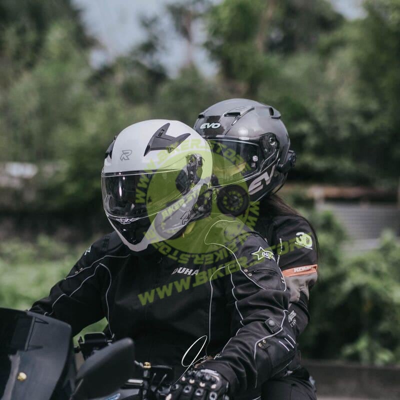 EJEAS V6 Pro+ Motorcycle Bluetooth Intercom – 800M Range, IP67 Waterproof, CVC Noise Reduction - Biker.Store - www.biker.store
