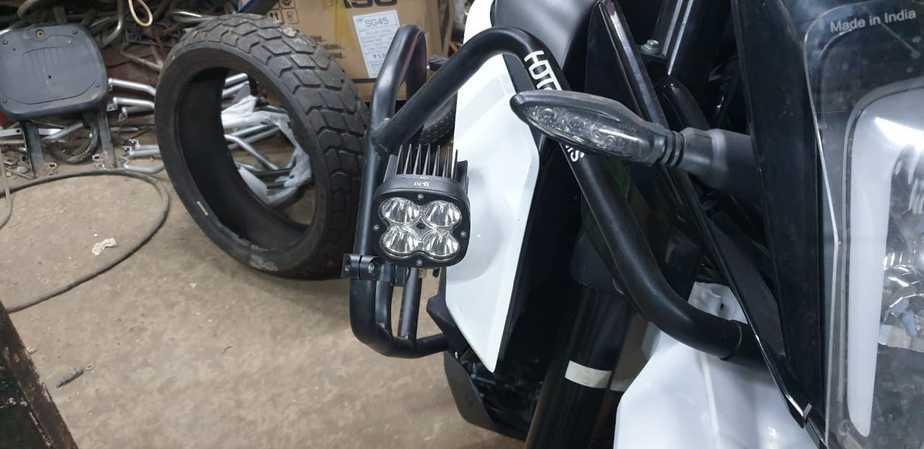 Hjg 4 Led Cree 60w Fog Light Auxiliary Light For All Motorcycles With Yellow Filter Cap (Set of 2) - Biker.Store - www.biker.store