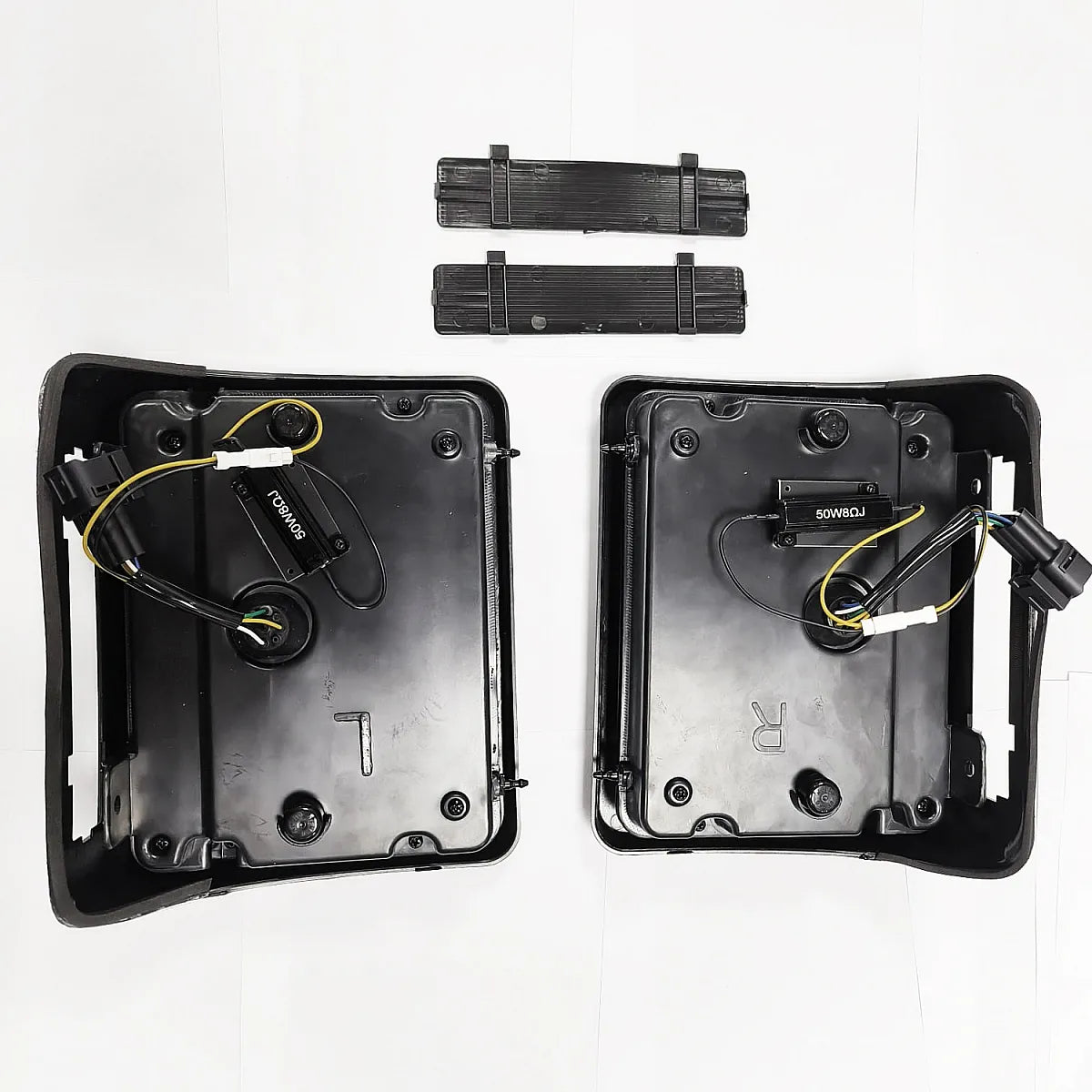 Defender Design Tail Lights for Mahindra Thar, Thar Roxx